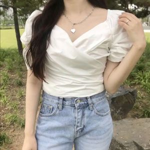 화이트 셔링 블라우스 퍼프 반팔