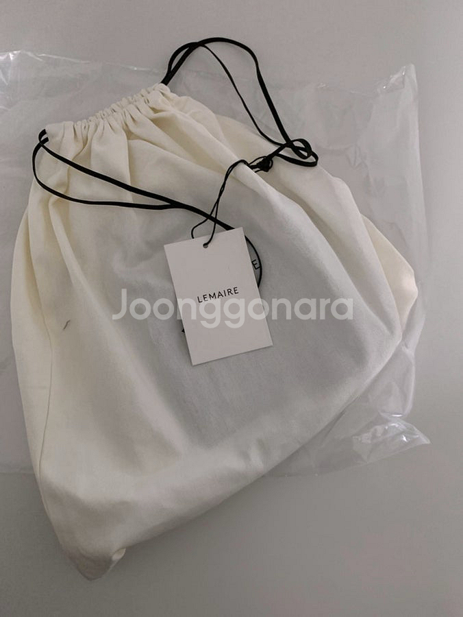 (새상품) lemaire 르메르 미니 필트 네트백--1