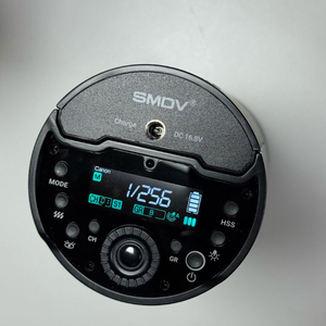 SMDV B240 카메라 조명 2개 팝니다