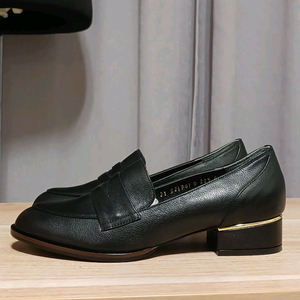 세라 SAERA 블랙 로퍼 225 새제품