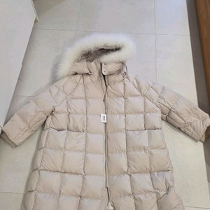 한섬 톰그레이하운드 오버핏 피라미드 여성 구스 패딩