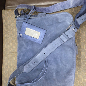 발렌시아가 스웨이드 크로스백