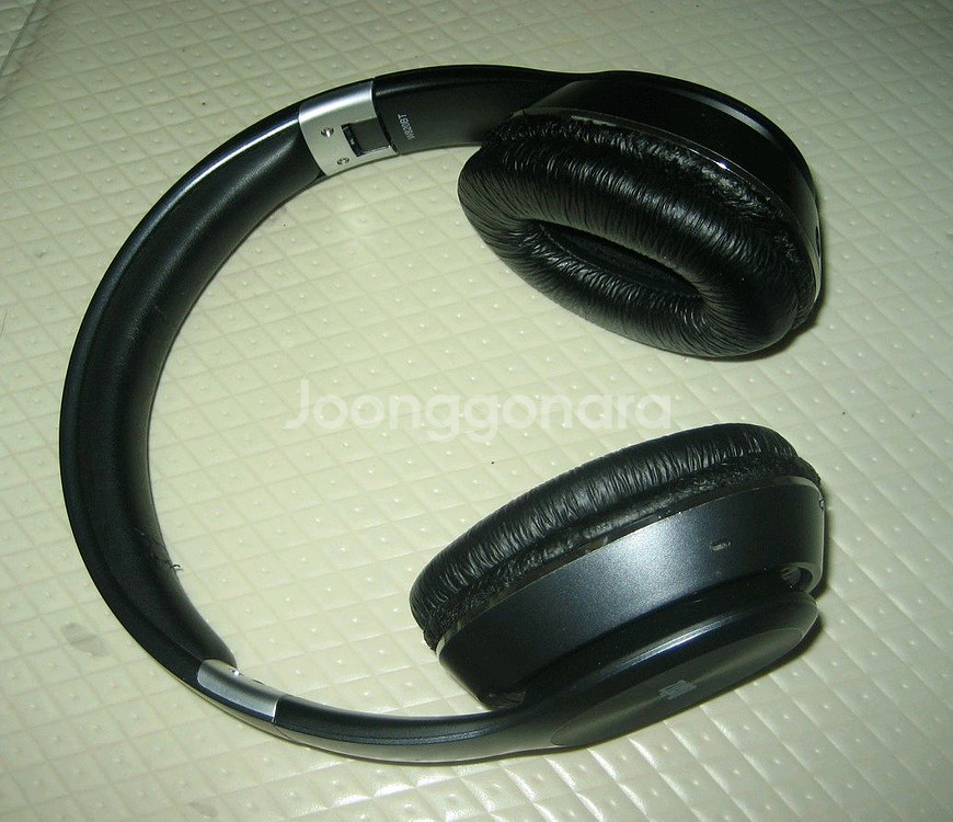 브릿츠 블루투스 헤드폰 팝니다--0