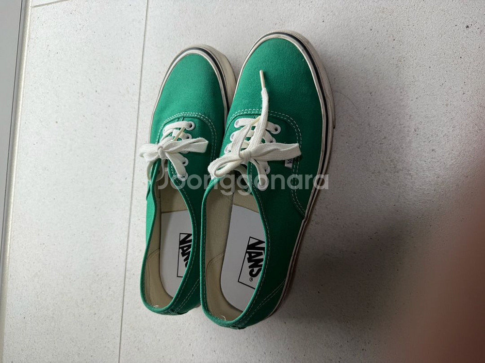 반스 애너하임 그린 275사이즈 팝니다.--1