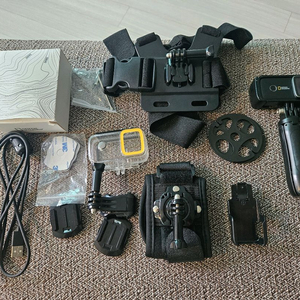 내셔널지오그래픽 4K 하이브리드 액션캠 NC10 블랙입