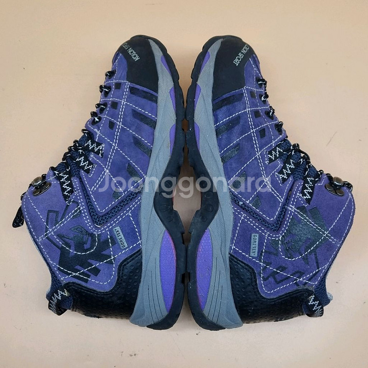 코오롱스포츠 고어텍스 등산화 235--4