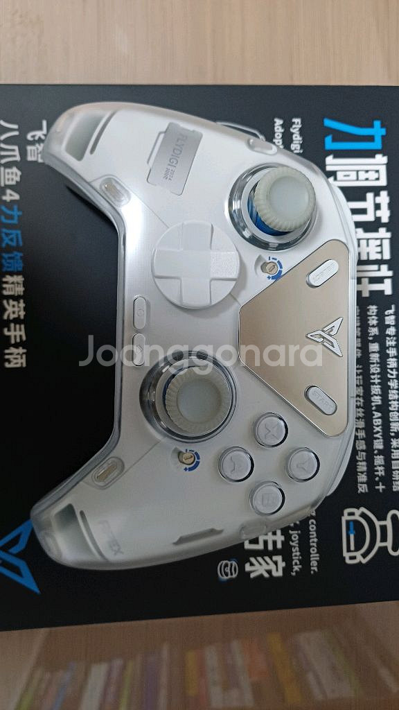 플라이디지 APEX4 아펙스4 게임패드 중고--0