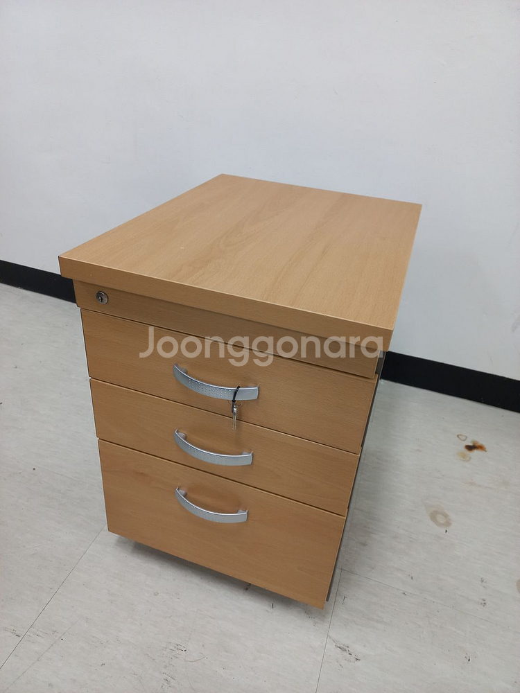 책상 서랍--0