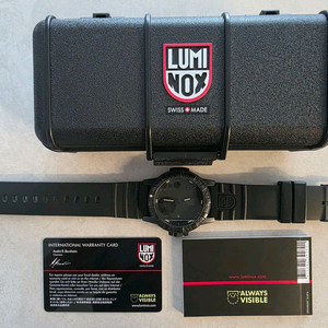 루미녹스 (LUMINOX) 블랙아웃 XS.0321.BO