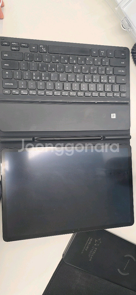 galaxy s8+256 키보드커버 포함--5