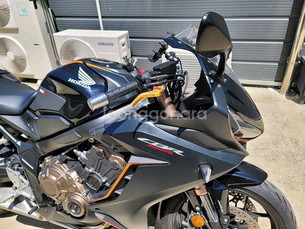 22년식 혼다 CBR 650R 블랙 판매--4