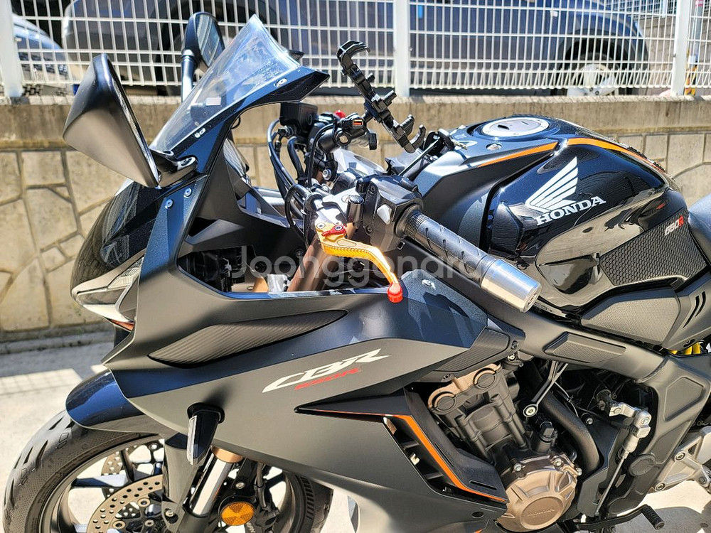 22년식 혼다 CBR 650R 블랙 판매--7