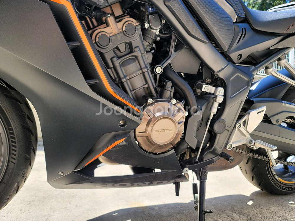 22년식 혼다 CBR 650R 블랙 판매--8
