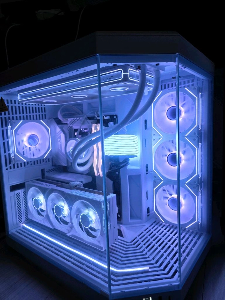 9800X3D RTX5080 Y70본체 팝니다 이미지