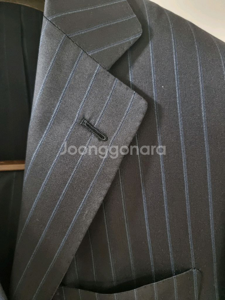 소버린 찰스 클레이튼 다크네이비 스트라이프 수트--1