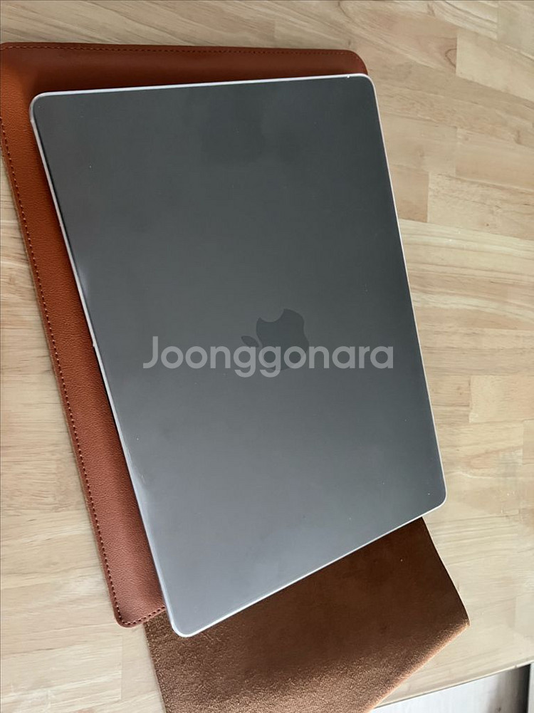 맥북 프로 m4 14인치 팝니다 램24g 용량 512g--7