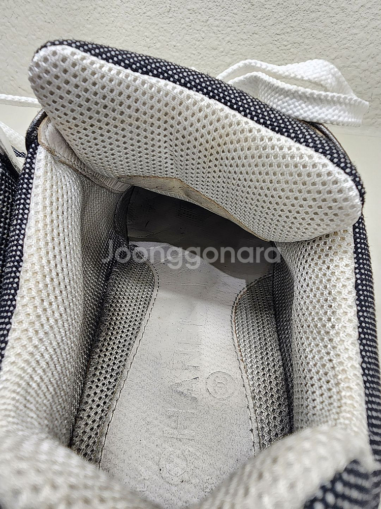 샤넬 그레이 CC로고 크루즈 스니커즈 G26582 35--6