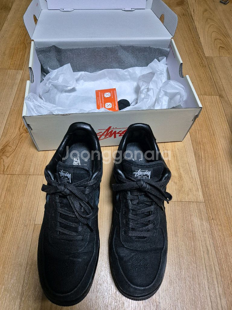 나이키 X 스투시 에어포스1 270사이즈 판매합니다--0