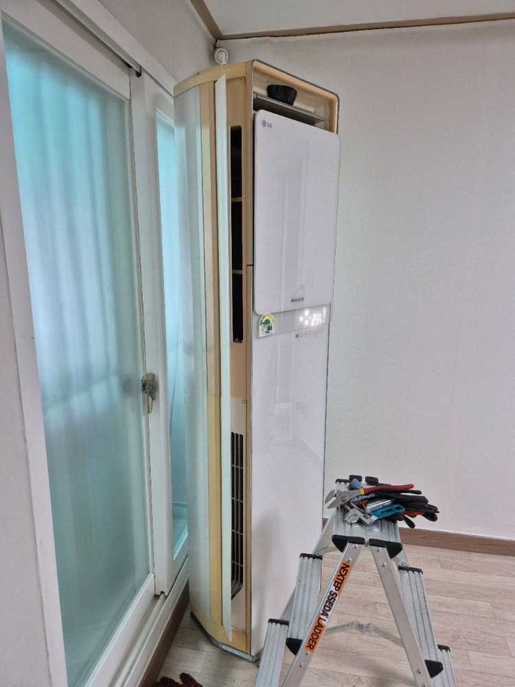 LG 투인원 에어컨 // 엘지 2in1 에어컨 이미지