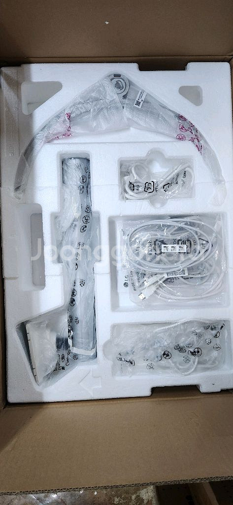 LG Ultra 27UQ850w 4k모니터 나노ips--2