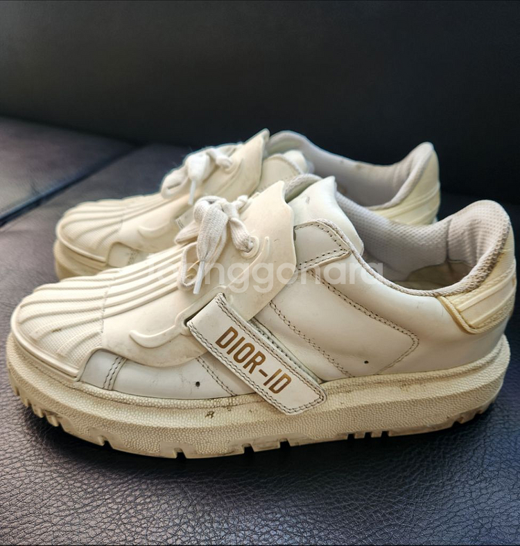 디올 아이디 dior id 화이트 스니커즈--1