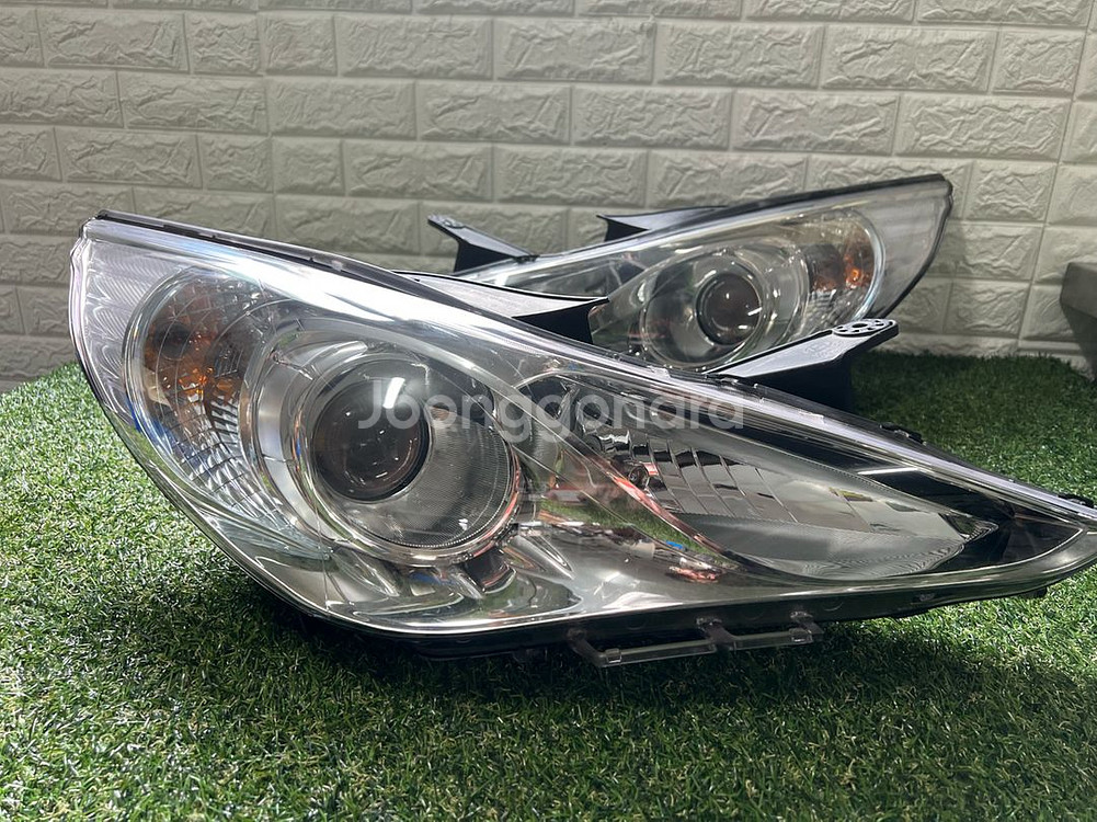 YF쏘나타 일반 라이트1대분 셋트팝니다--1