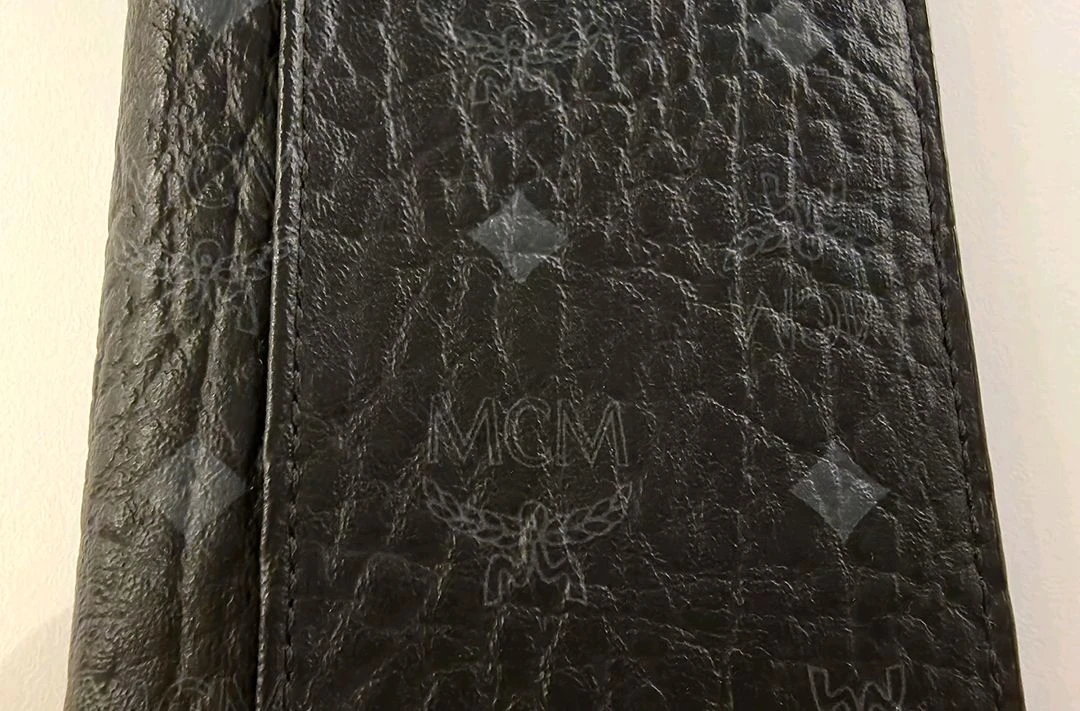 <새것> MCM 비세토스 오리지널 반지갑 남자 이미지