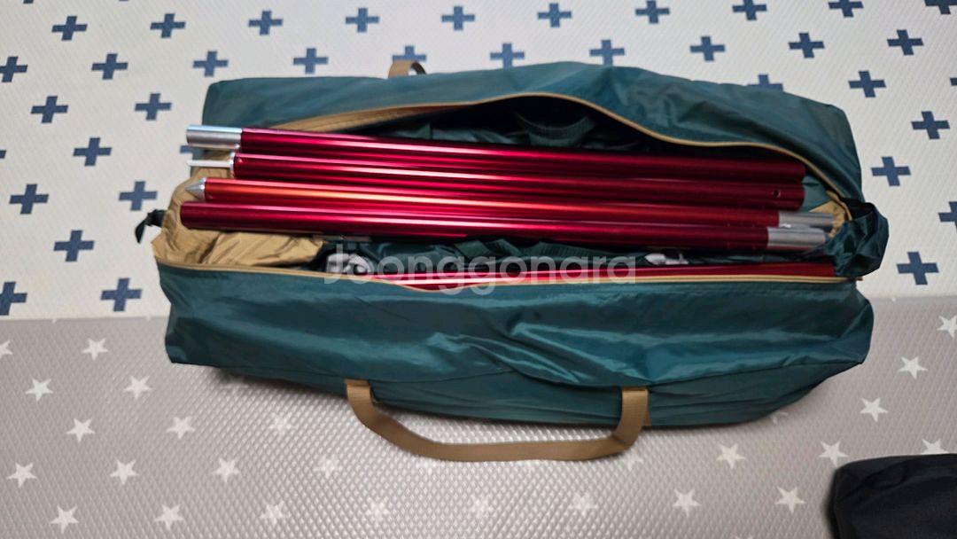 콜맨 터프 스크린타프 판매합니다.--2