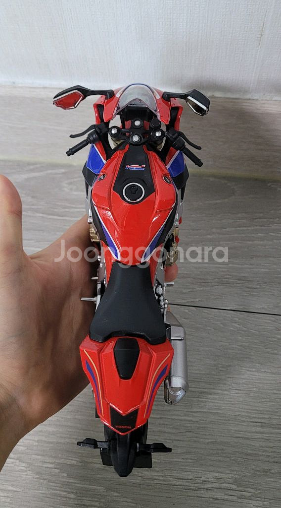오토바이 피규어 혼다 CBR1000RR 1:9--5