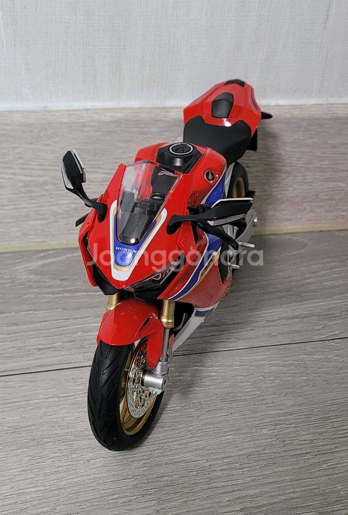 오토바이 피규어 혼다 CBR1000RR 1:9--2