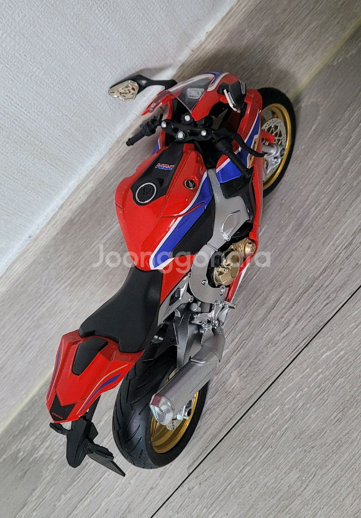 오토바이 피규어 혼다 CBR1000RR 1:9--4