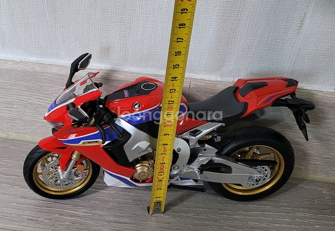오토바이 피규어 혼다 CBR1000RR 1:9--8