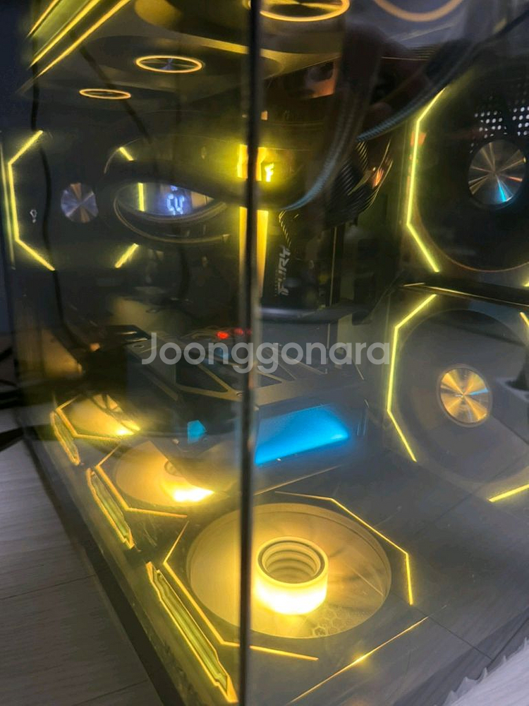9800X3D RX9070XT 게이밍 컴퓨터 처분<개인--2