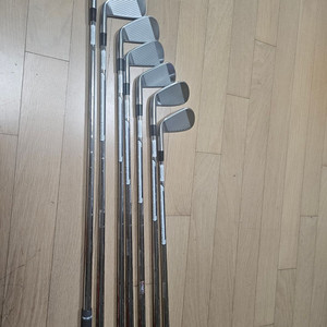 25 P790 7i(4~p) 새상품 판매