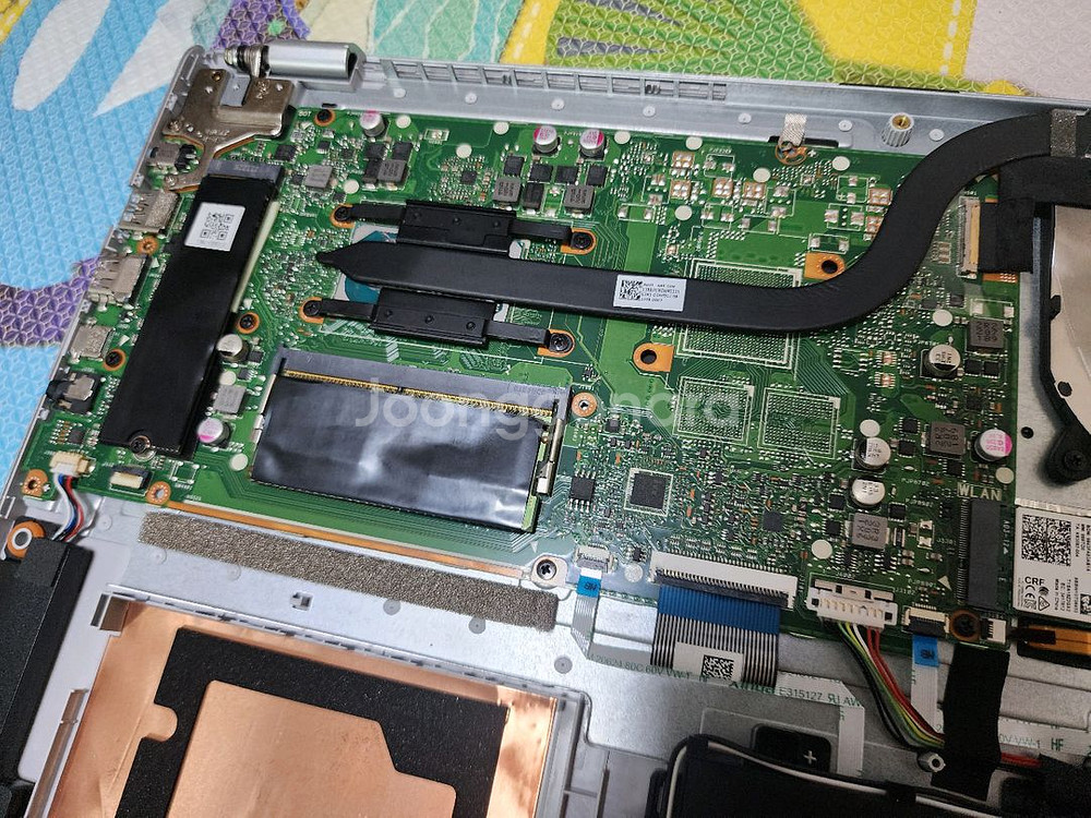 Asus vivobook 17 x712 고장부품용--4
