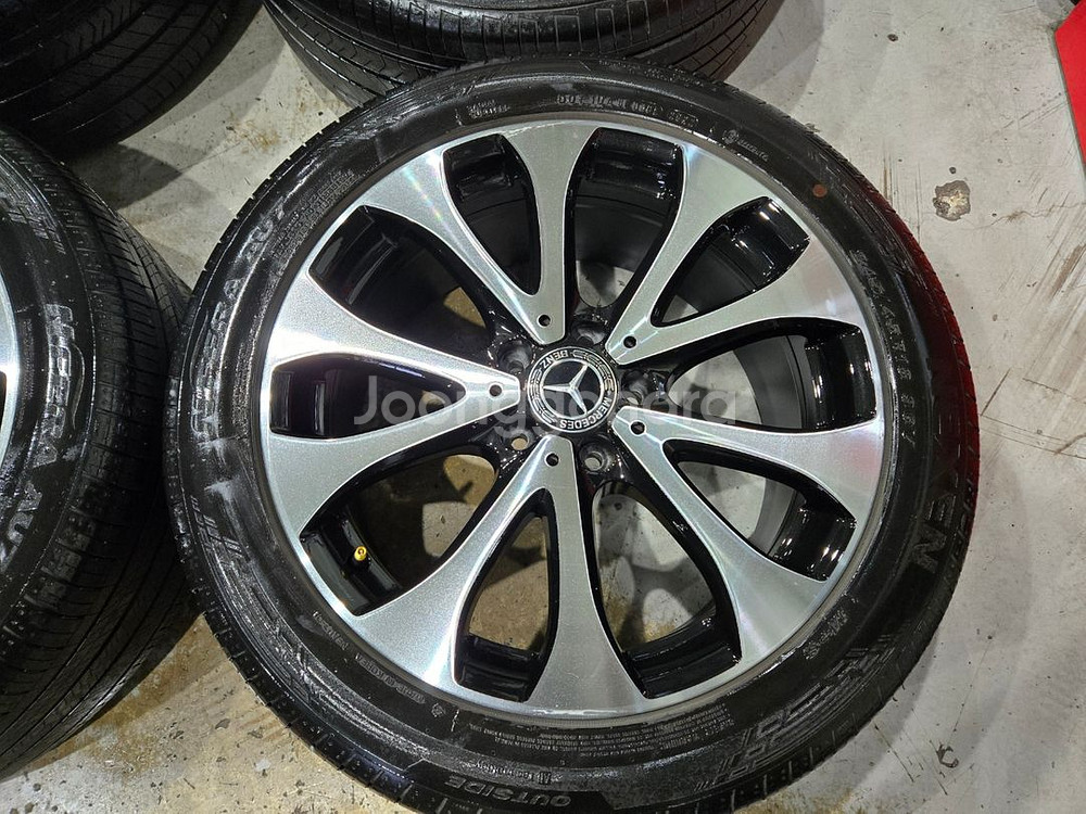 w213 벤츠e클래스 익스클루시브 18인치 휠타이어--1