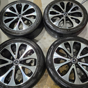 w213 벤츠e클래스 익스클루시브 18인치 휠타이어