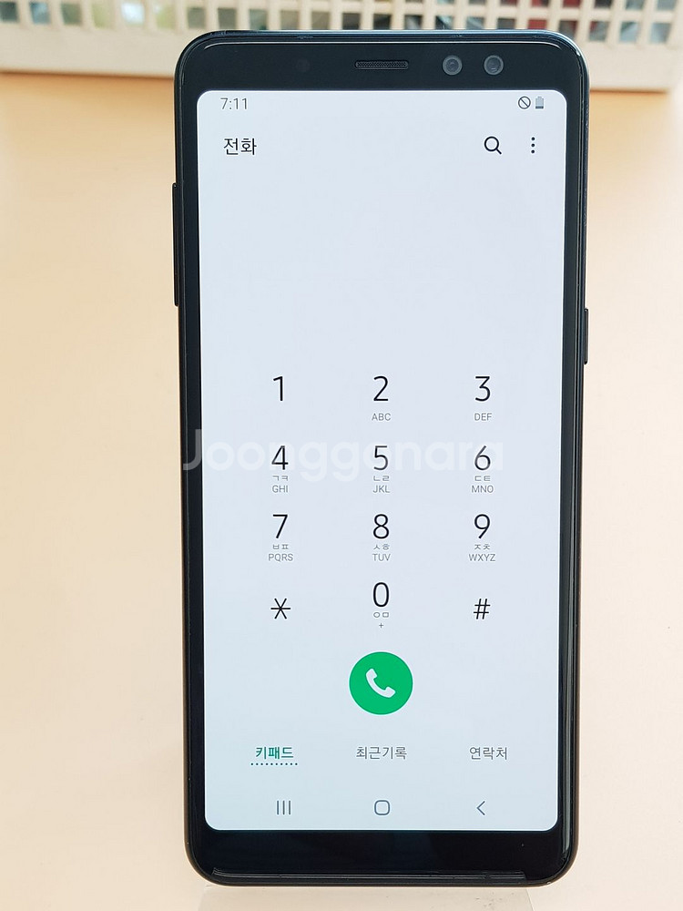 갤럭시A8 32G 18년식 블랙(A530) 무잔상--3