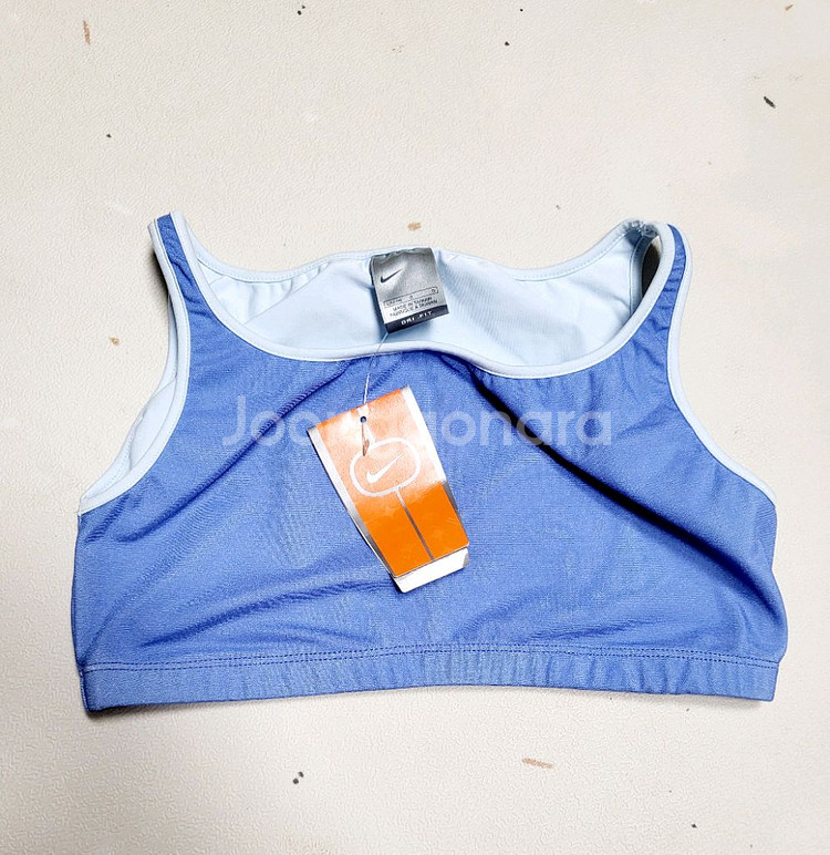 새제품/나이키 스포츠웨어/런닝/헬스/댄스/브라탑--1