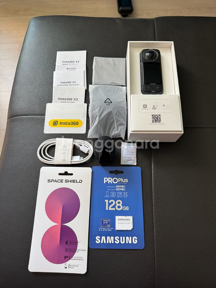 Insta360 X3 액션캠 거의 새 상품급 팝니다--4