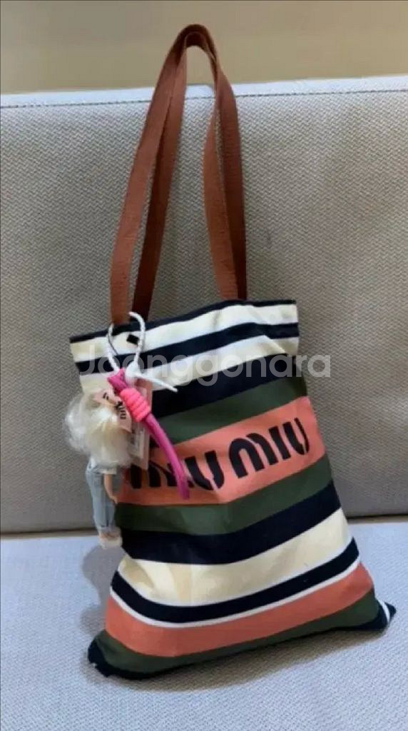 미우미우 에코백--5