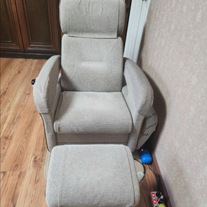 헬스트론 전기의자