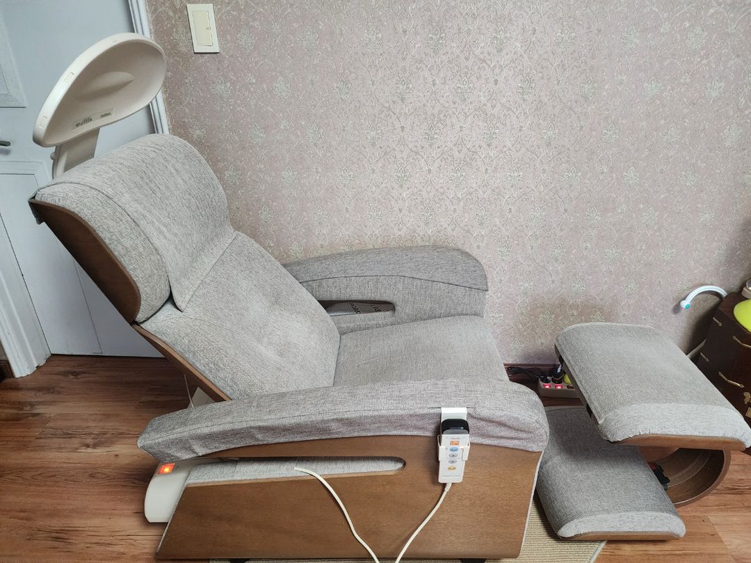 헬스트론 전기의자