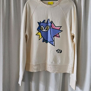 럭키슈에뜨 맨투맨 스웻셔츠