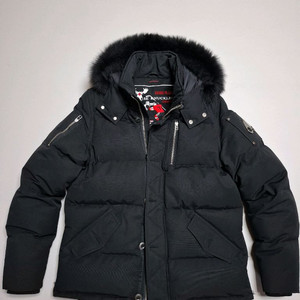 안녕하세요 무스너클 쓰리쿼터 판매합니다