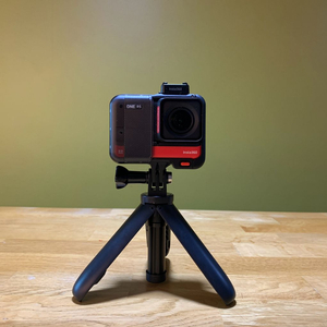 Insta360 ONE RS 4K 광각 에디션