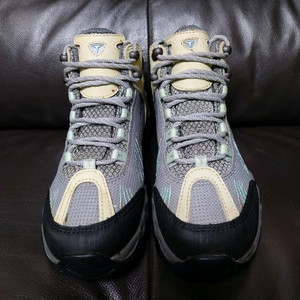 트렉스타 Vapor GTX 고어텍스등산화(235mm)