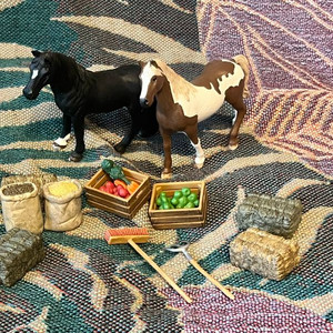 Schleich 슈라이히 말 건초세트