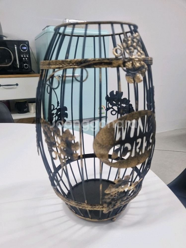 철제 모양 앤틱 빈티지 느낌 새장입니다 A--1