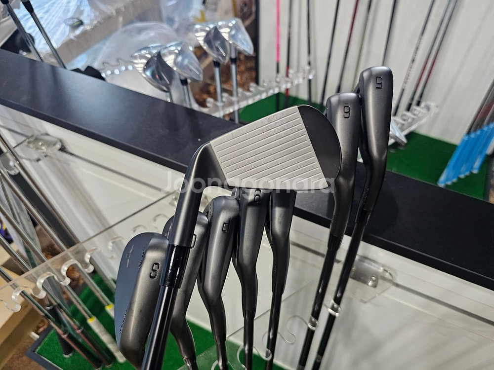 미즈노 JPX925포지드 블랙 한정판--5